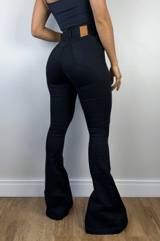 Calça Jeans Black Flare Premium