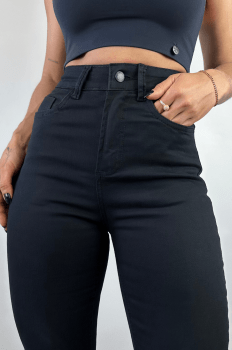 Calça Jeans Black Flare Premium