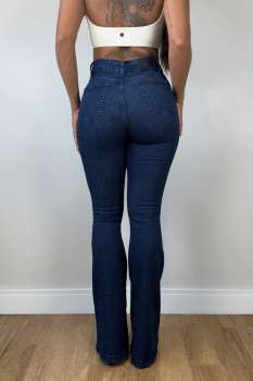 Calça Jeans Flare Europa