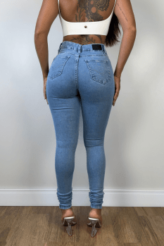 Calça Jeans Skinny América