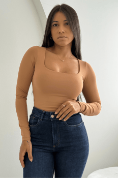 Blusa Aimee Mocca