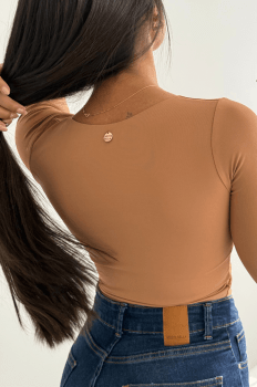 Blusa Aimee Mocca